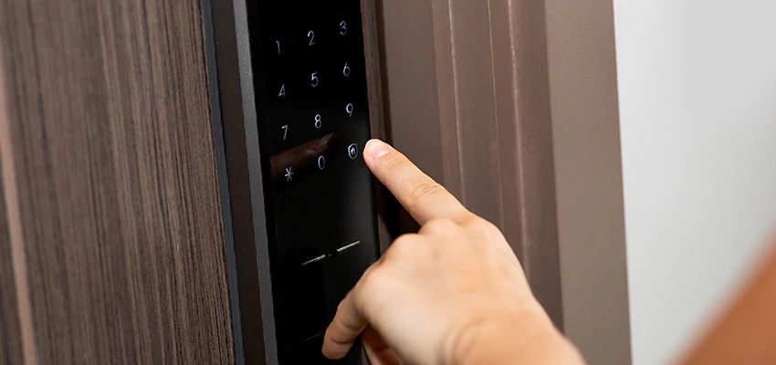 Smart Electric Locks Replacement Services in Lombard