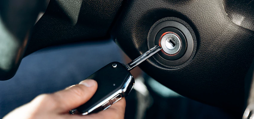 Car Key Replacement Locksmith in Lombard